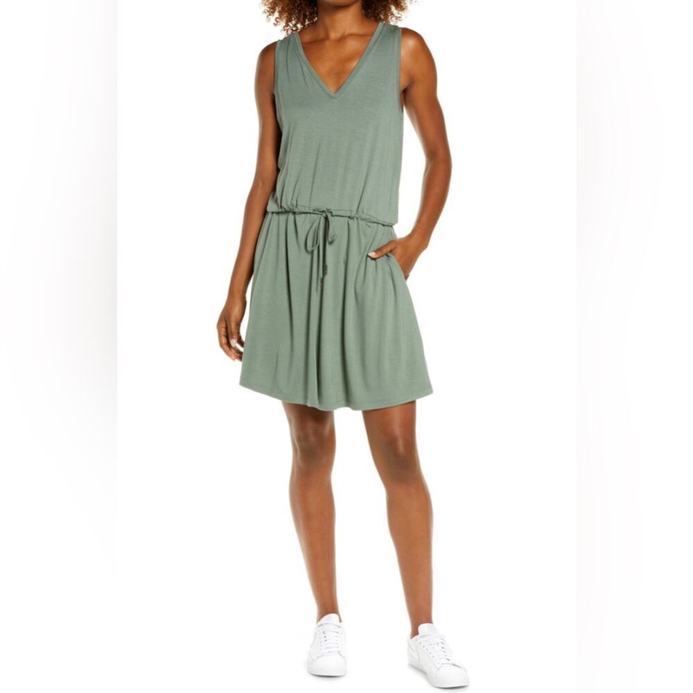 Sweaty Betty Take It Easy Drop Waist Dress (size M)